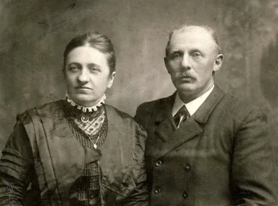 Maren og Jes Mærsk, Peters forældre