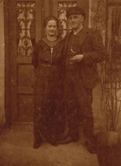 Peter og mor før Løtzen